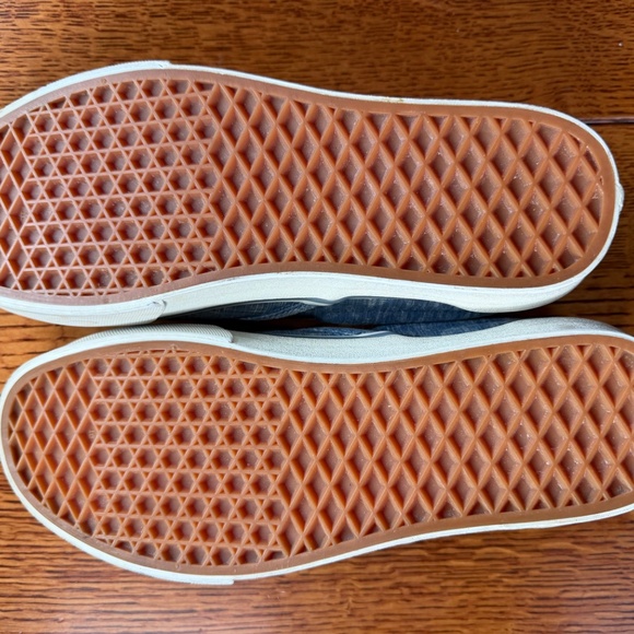 Vans slip-on, Classic Van Doren blue and white, women's size 9.5, men's 8. - Picture 5 of 8